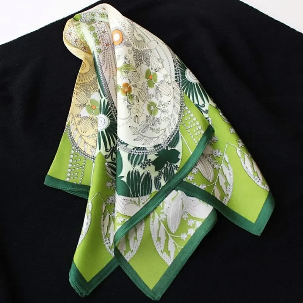 Green Pattern Mulberry Silk Neck Scarf